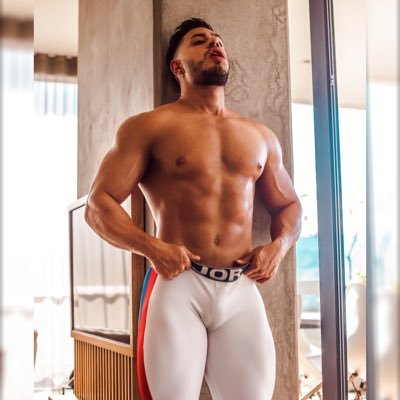JAMES AXEL